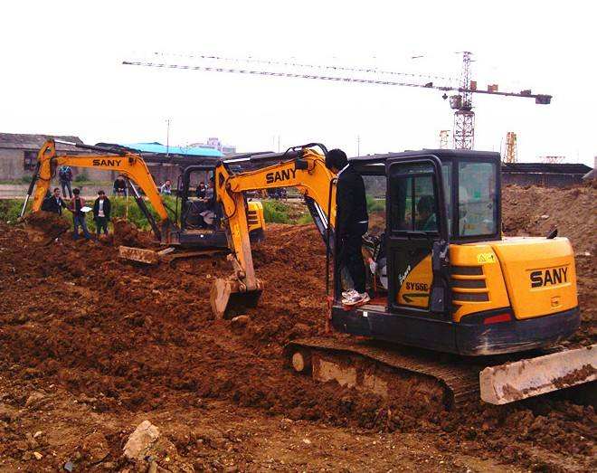 林州市挖掘机培训学校